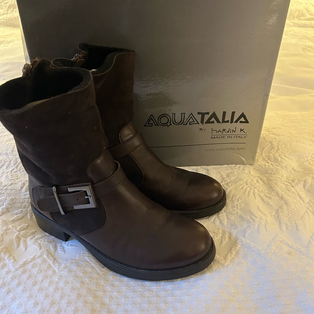Aquatalia Sandra Rustico Calf/Shearling Boots with Buckle, Expresso
